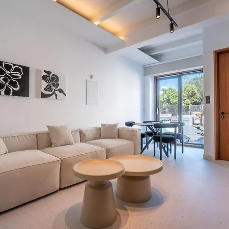 Apartment Modern 2br-old Town Paphos